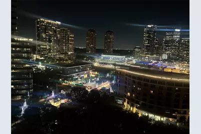 1901 Post Oak Boulevard #2112, Houston, TX 77056 - Photo 32