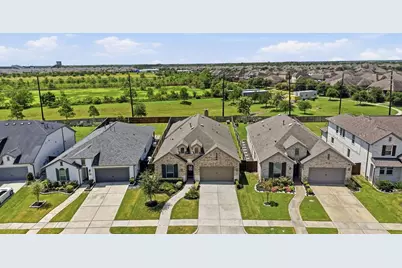 4042 Shackleton Court, Iowa Colony, TX 77583 - Photo 2