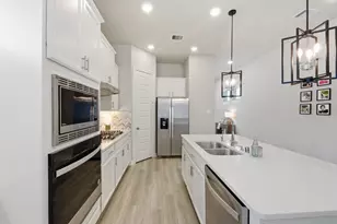 2406 Driftwood Trl, Kemah, TX 77565 - Photo 6