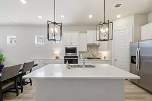 2406 Driftwood Trl, Kemah, TX 77565 - Photo 8