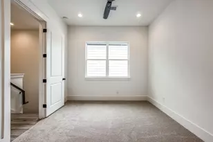 948 Fisher St, Houston, TX 77018 - Photo 24