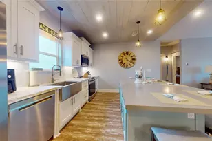 972 Bahama Dr, Crystal Beach, TX 77650 - Photo 16