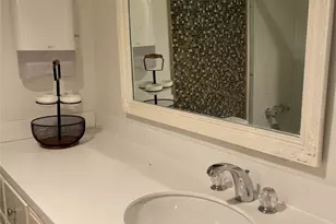 7510 Hornwood Dr, Houston, TX 77036 - Photo 10