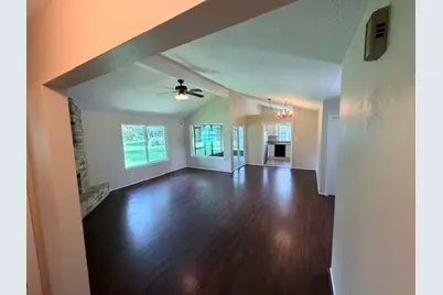 3307 S Peach Hollow Circle, Pearland, TX 77584 - Photo 2