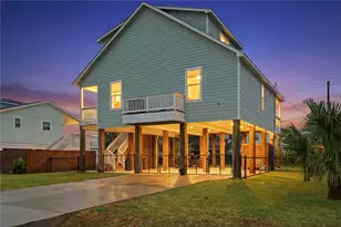 16713 Moby Dick, Jamaica Beach, TX 77554 - Photo 1