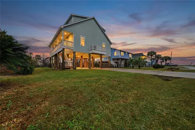 16713 Moby Dick, Jamaica Beach, TX 77554 - Photo 32