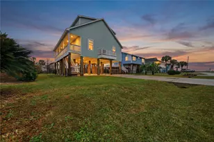 16713 Moby Dick, Jamaica Beach, TX 77554 - Photo 32