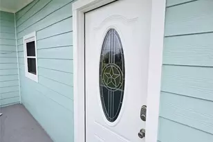 16611 Jolly Roger Rd, Jamaica Beach, TX 77554 - Photo 8