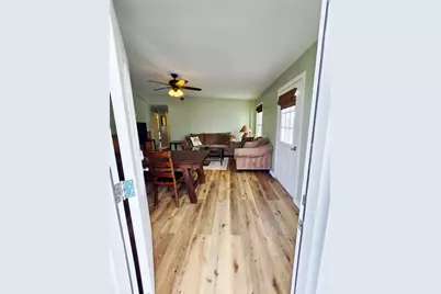 16611 Jolly Roger Road, Jamaica Beach, TX 77554 - Photo 10