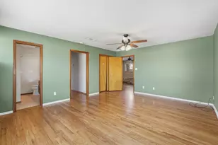 10615 Brinwood Dr, Houston, TX 77043 - Photo 12