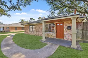 10615 Brinwood Dr, Houston, TX 77043 - Photo 6
