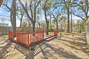 10615 Brinwood Dr, Houston, TX 77043 - Photo 42