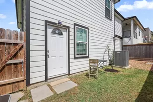 9729 Fabiola Dr, Houston, TX 77075 - Photo 30