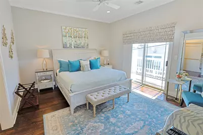 2611 Avenue Q, Galveston, TX 77550 - Photo 8