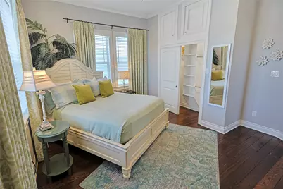 2611 Avenue Q, Galveston, TX 77550 - Photo 18