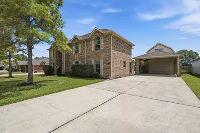 2303 Casa Grande Drive, League City, TX 77573 - Photo 4