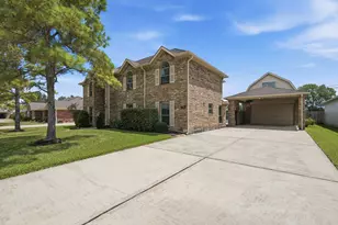 2303 Casa Grande Dr, League City, TX 77573 - Photo 4