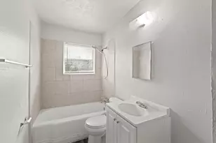 6314 Crestville St, Houston, TX 77033 - Photo 10