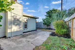 3504 80th Street St, Galveston, TX 77551 - Photo 34