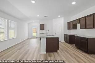 100 Rustic Crk Ct, Dayton, TX 77535 - Photo 2