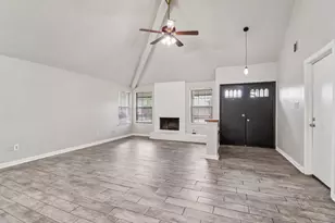 11306 Bayou Pl Ln, Houston, TX 77099 - Photo 4