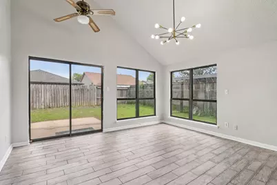 11306 Bayou Place Lane, Houston, TX 77099 - Photo 14