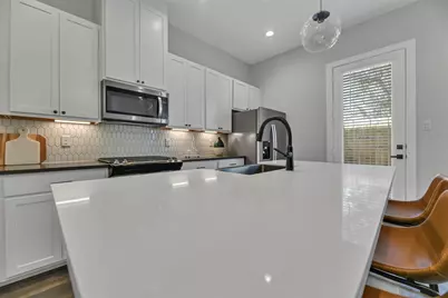 5721 White Magnolia Street, Houston, TX 77091 - Photo 10