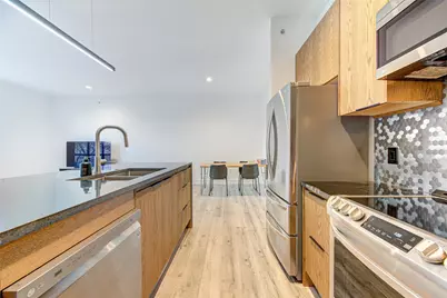 1901 Post Oak Boulevard #3105, Houston, TX 77056 - Photo 1