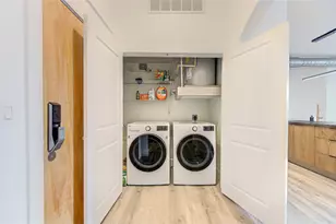 1901 Post Oak Blvd, Houston, TX 77056 - Photo 6