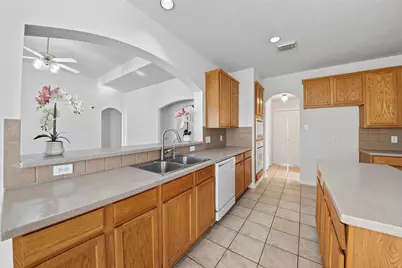 7907 Swan Hollow Court, Houston, TX 77041 - Photo 18