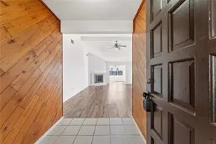 9723 Cedar Bluff Dr, Houston, TX 77064 - Photo 6