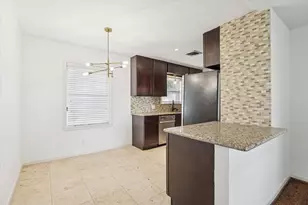 4913 Nina Lee Ln, Houston, TX 77092 - Photo 6