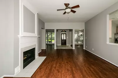 1107 Ellcreek Court, Sugar Land, TX 77479 - Photo 4
