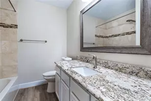 8823 Saratoga Dr, Sugar Land, TX 77479 - Photo 14