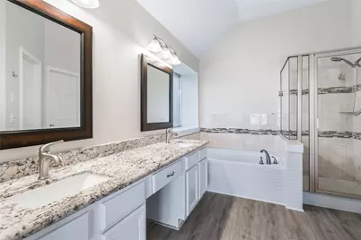 8823 Saratoga Drive, Sugar Land, TX 77479 - Photo 8