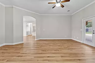 1187 Oak Ln, Conroe, TX 77316 - Photo 12