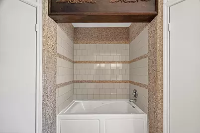 4911 Meadowood Circle, Baytown, TX 77521 - Photo 16