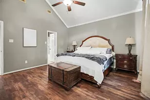 115 Island Breeze Cir, League City, TX 77573 - Photo 22