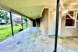 320 S Avenue F, Humble, TX 77338 - Photo 2