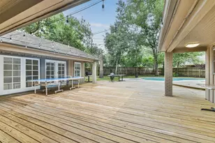 12431 Broken Bough Dr, Houston, TX 77024 - Photo 38