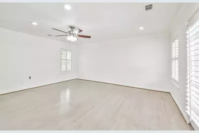 12431 Broken Bough Drive, Houston, TX 77024 - Photo 20