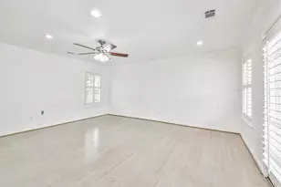 12431 Broken Bough Dr, Houston, TX 77024 - Photo 20
