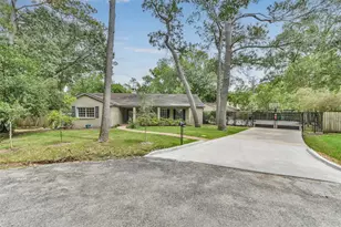 12431 Broken Bough Dr, Houston, TX 77024 - Photo 48
