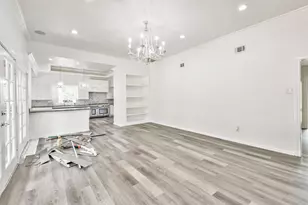 12431 Broken Bough Dr, Houston, TX 77024 - Photo 10