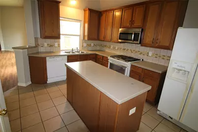 1011 Lexington Green Drive, Missouri City, TX 77459 - Photo 10