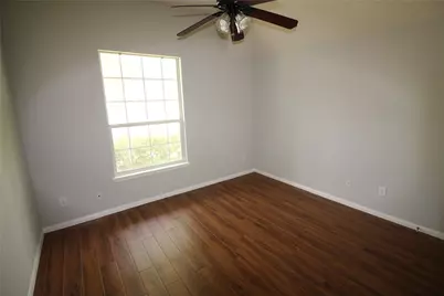 1011 Lexington Green Drive, Missouri City, TX 77459 - Photo 14