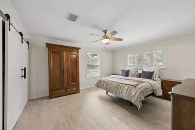 1919 Ashford Hollow Lane, Houston, TX 77077 - Photo 16