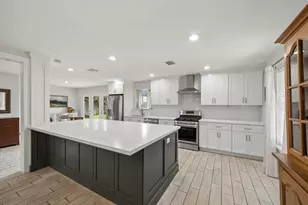 1919 Ashford Hollow Ln, Houston, TX 77077 - Photo 2