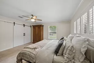 1919 Ashford Hollow Ln, Houston, TX 77077 - Photo 16