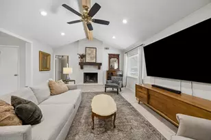 1919 Ashford Hollow Ln, Houston, TX 77077 - Photo 12